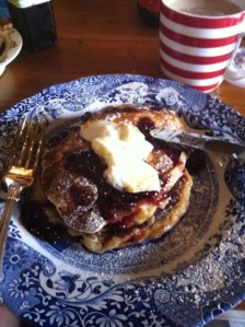 Apple and Raspberry Pancakes